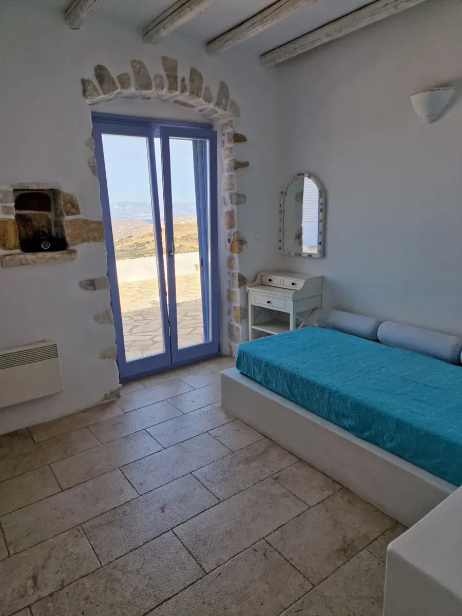 Seaview Villa for sale in Paros. ID Pav-888