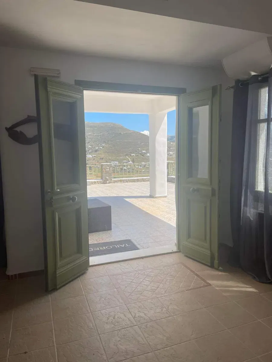 House for sale in Paros. ID Pa4-5476