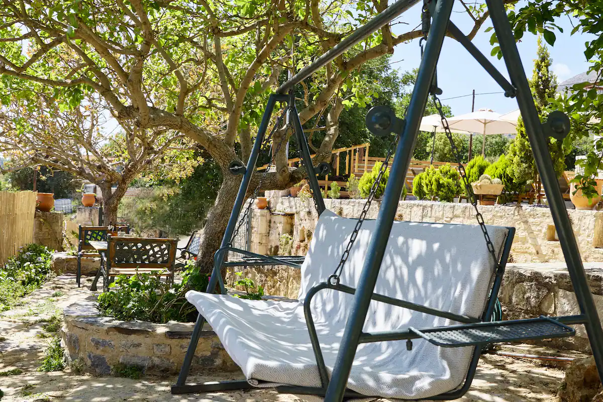 Luxury Property for sale in Mylopotamos. ID 1v-1073