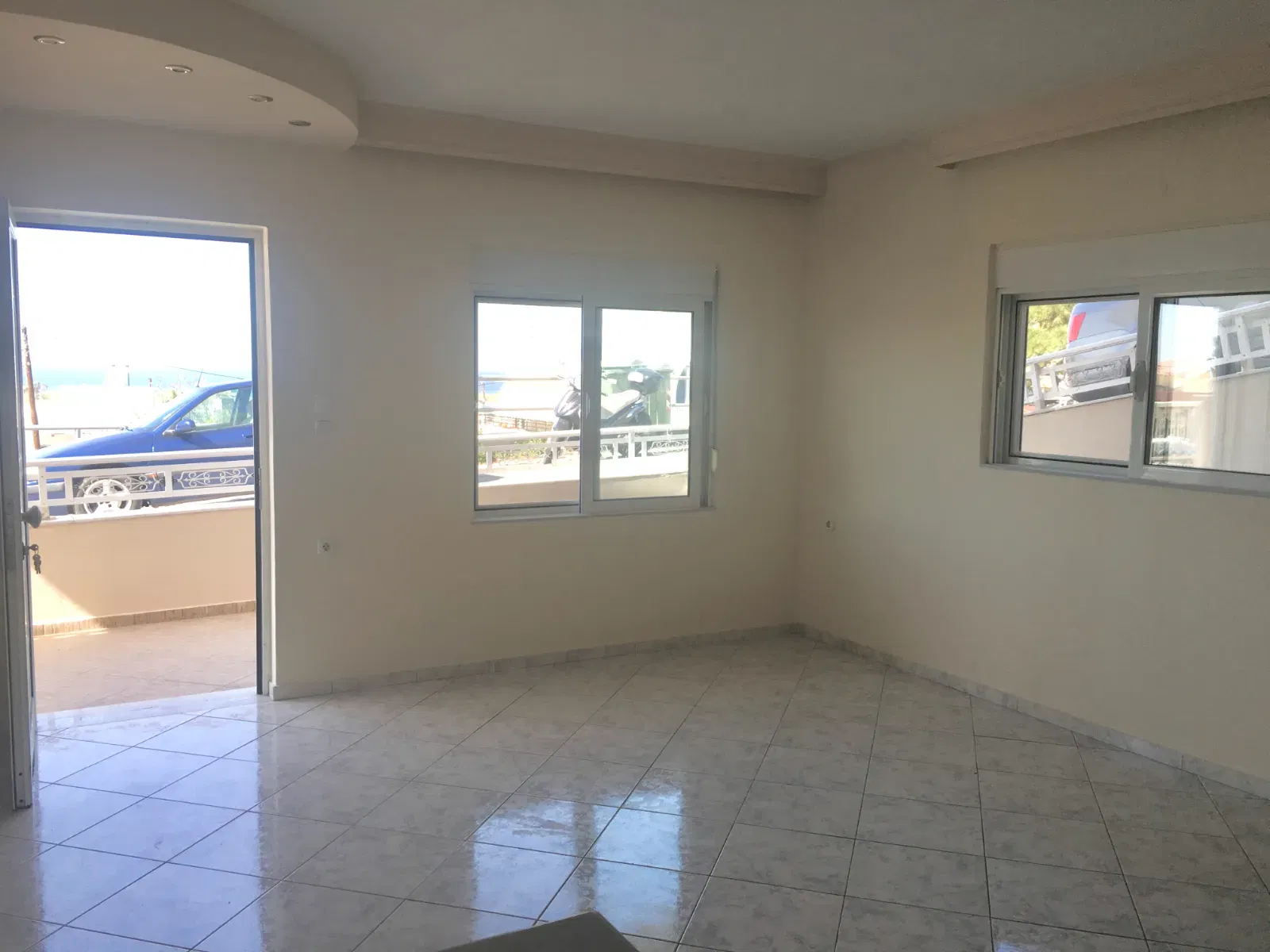 Seaview Apartment in Rhodes for sale. ID R4-9863