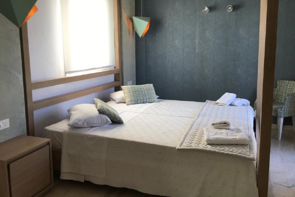 Seafront Resort and Spa Hotel for Sale in Santorini. ID S2-749